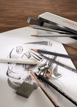 Cargar imagen en el visor de la galería, Estuche Metálico Lápices de Grafito Grafwood Caran D'ache 6 piezas