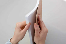 Cargar imagen en el visor de la galería, Block Strathmore Sketch Serie 400 9 x12 in (22.8 x 30.8 cms)