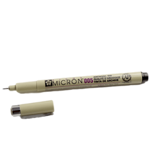 Cargar imagen en el visor de la galería, Estilógrafo Pigma Micron 005 Sakura Negro