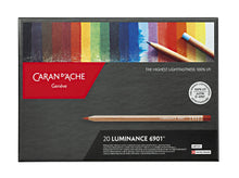 Cargar imagen en el visor de la galería, Lápices de color Luminance 6901 Caran D&#39;ache 20 piezas
