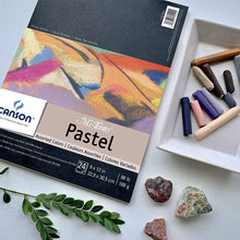 Cargar imagen en el visor de la galería, Block Mi-Teintes Pastel Canson 9 x 12 in (22.9 x 30.5 cm) 160 gr Colores Surtidos
