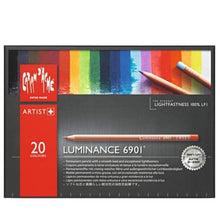 Cargar imagen en el visor de la galería, Lápices de color Luminance 6901 Caran D&#39;ache 20 piezas
